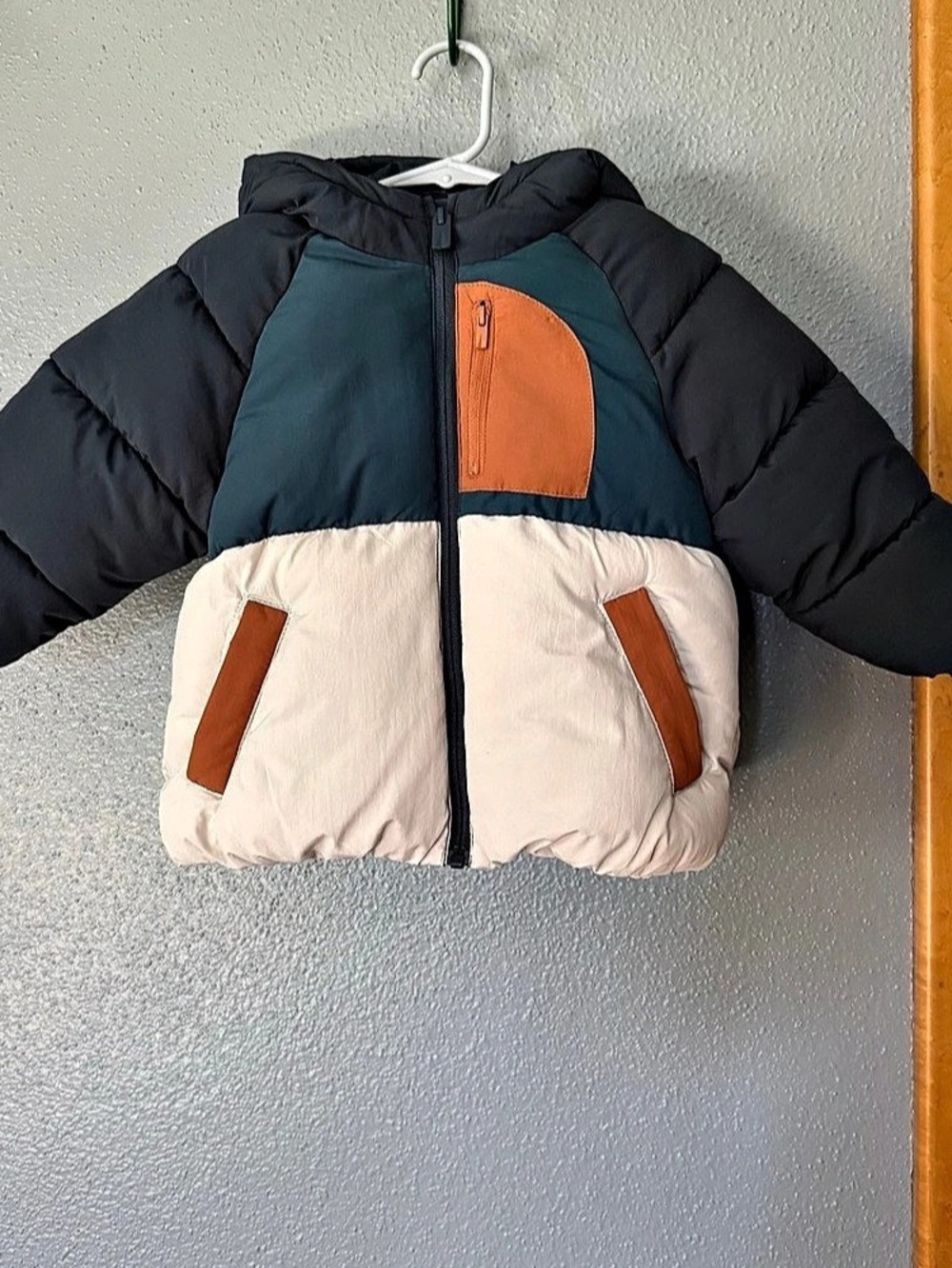 Zara Colorblock Puffer Jacket Kids Black & Cream Size 2T
